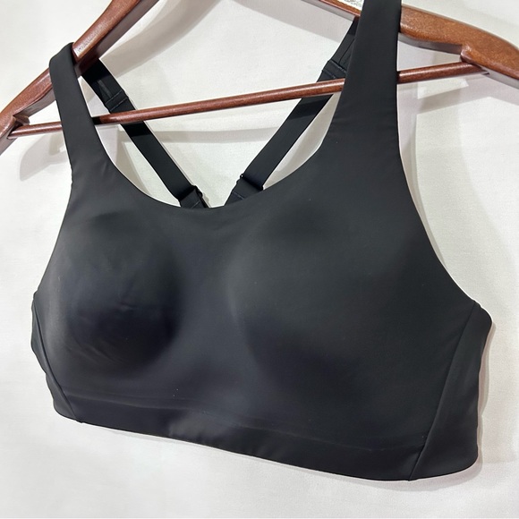 Athleta Advance Bra Black NWT Adjustable Size 38B - Picture 10 of 12
